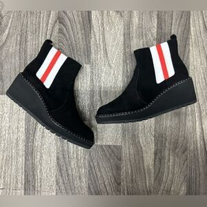 CECELIA NEW YORK Gemma Suede Boots in Black Suede Size 8.5